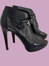Michael Kors - Bootie - Size 8.5